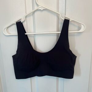Knix Pullover Bra in Black Size M
